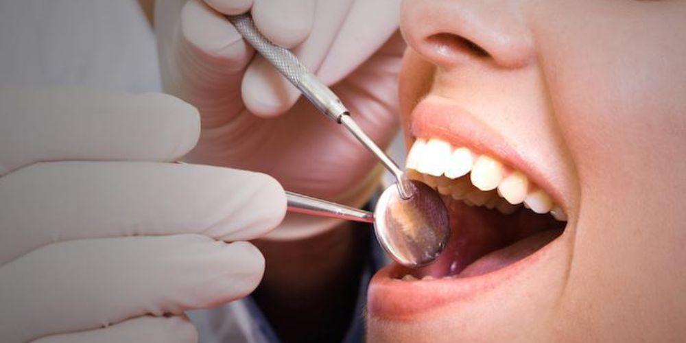Dentist in Delhi