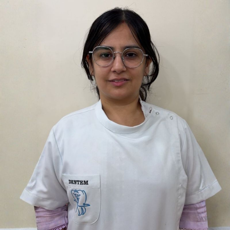 Dr Priya Singhvi